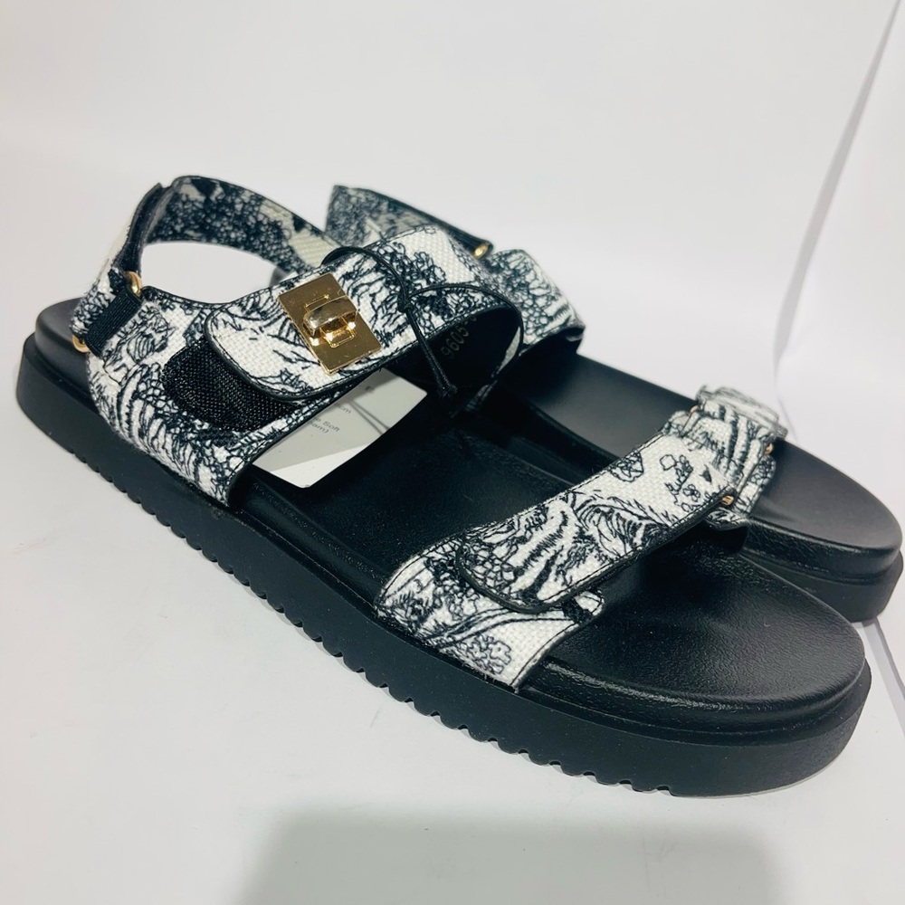 Chic Black and White Kids Sandals